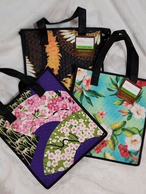 Medium Hot/Cold Insulated Reusable Bags, Tropical Paper Garden Set Of 3